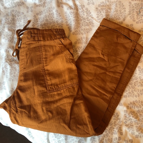 Old Navy Pants - Old Navy linen ankle pants, size Small